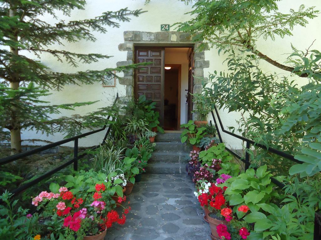 Casa Ursula Ansó Exterior foto